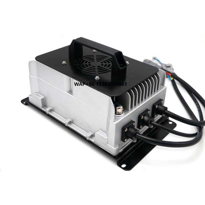 Car Charger - Caricabatterie Portatile da 3,3kW per Auto