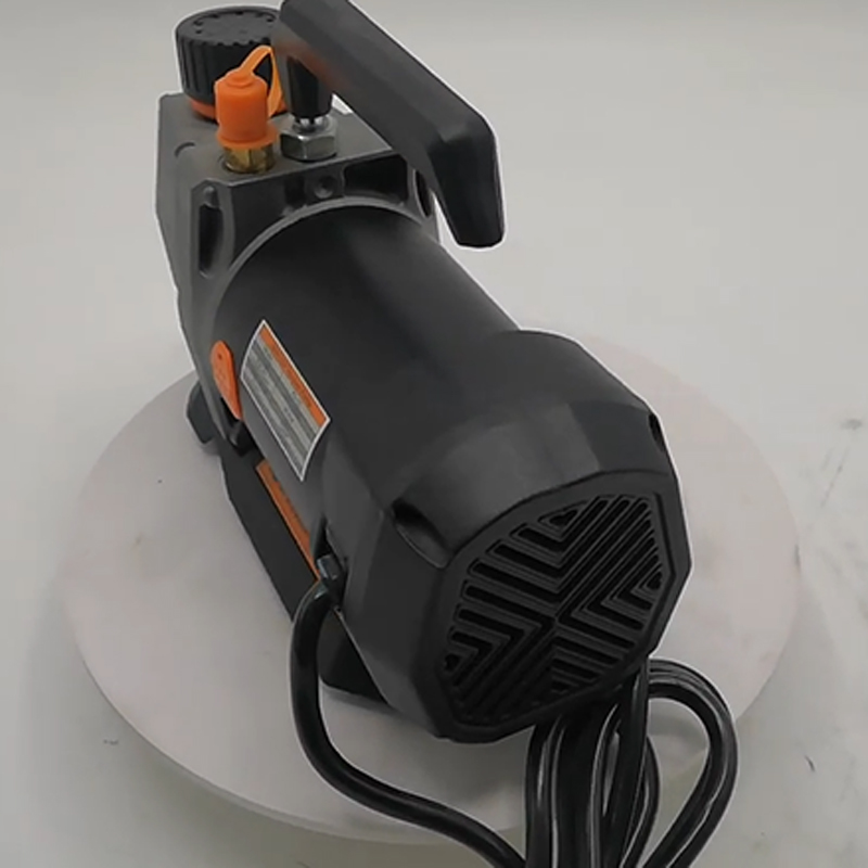 Pompa per vuoto refrigerante 1 - Car Vacuum recensione e prezzo
